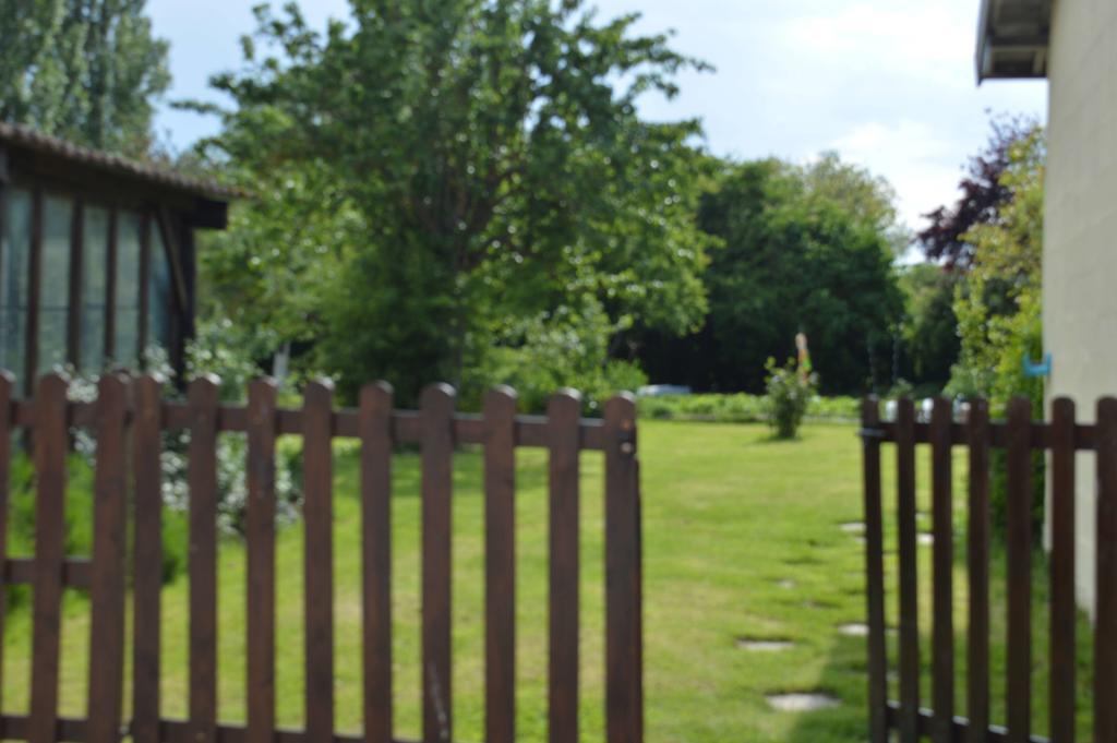 Au Passage Des Grues Bed & Breakfast Drosnay Exterior foto