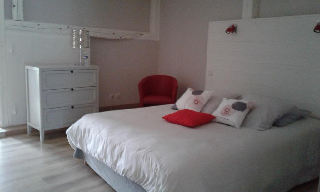 Au Passage Des Grues Bed & Breakfast Drosnay Exterior foto